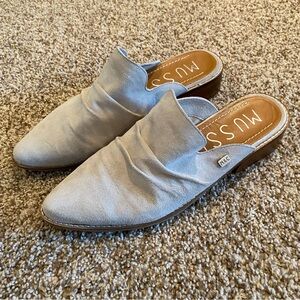 Musse & Cloud Light Gray Mules
